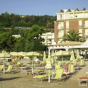 Hotel La Perla